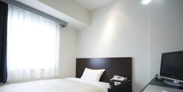 Hotel Mid In Akabane Ekimae Präfektur Tokio Zimmer foto